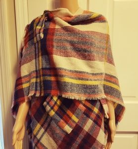POCKET SHAWL SOFT WRAP SCARF COVER UP ~FRANCESCA'S